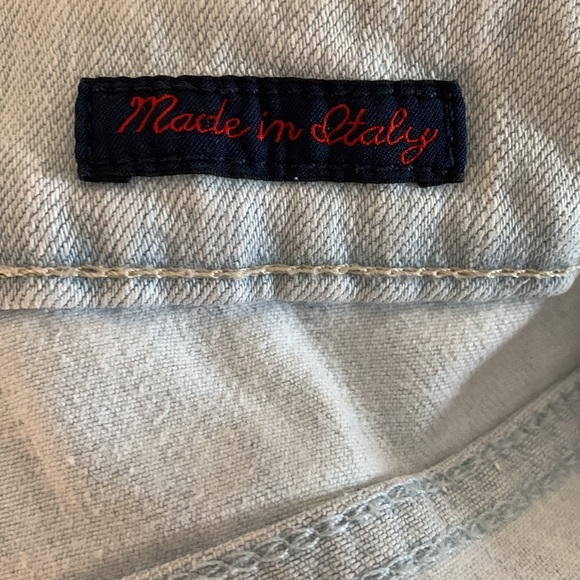 Beautiful Italian made True Religion Gina jeans - Picture 7 of 13